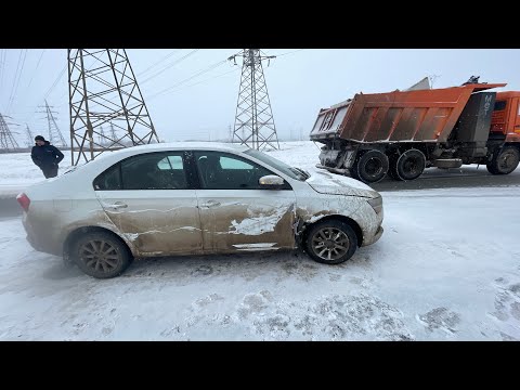 Видео: Первый снег - попал в ДТП.