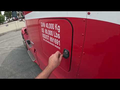 Видео: Американски полуремаркета (semi trailers)