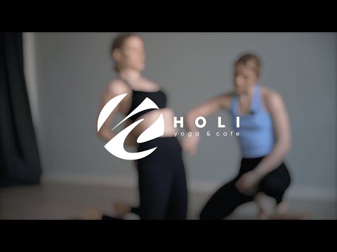 Видео: HOLI STUDIO - хатха йога для начинающих (50 минут)