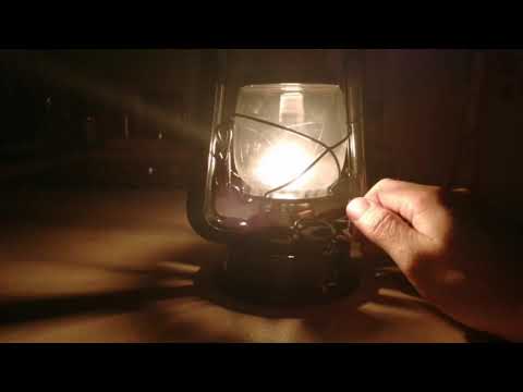 Видео: Обзор керосиновой лампы Park 235