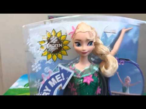 Видео: Кукла Эльза которая поет, сравнение разных Frozen Elsa Deluxe Singing Doll