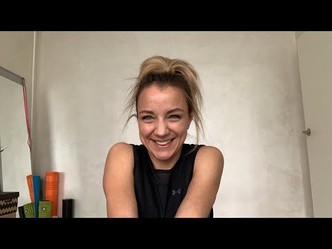 Видео: Онлайн-тренировка LOW CORE с Екатериной Демидовой / 20 апреля 2020 / X-Fit