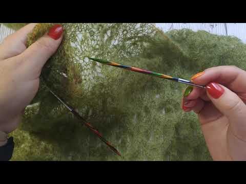 Видео: Красивый ажурный шарф- палантин спицами МК