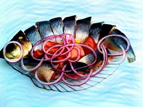 Видео: Как засолить самую вкусную селёдку дома.