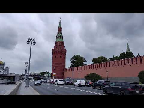 Видео: Пешком по центру Москвы    Осень   2025