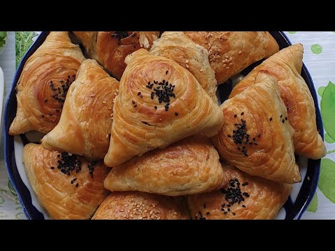Видео: Qatlama somsa, 😋💯👌qatlari zo'r chiqadigan somsa/Самса очень слоёная