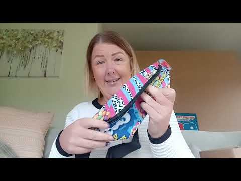 Видео: Распаковка премии Екатерины, октябрь 2025 г.