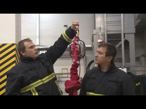 Видео: Спуск с пострадавшим