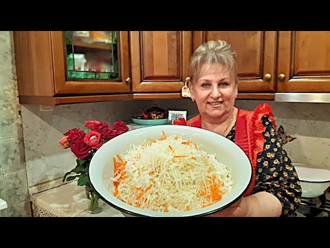 Видео: Капуста на зиму. Вкуснейший салат золотой осени!