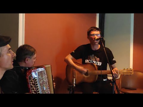 Видео: Владимир Бурдин в баре Критик (Екатеринбург, 14.06.2024)