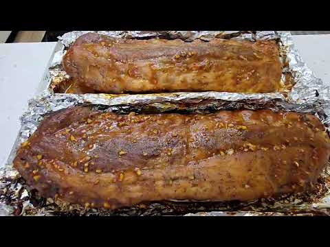 Видео: ЗАПЕКАЕМ РЕБРЫШКИ В ДУХОВКЕ/BAKE RIBS IN THE OVEN