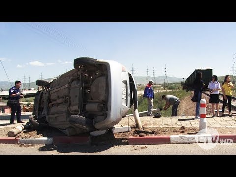 Видео: Өнөөдөр 11 цаг 40 минутад галт тэрэг суудлын автомашинтай мөргөлдсөн осол гарлаа.