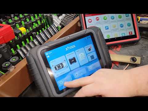Видео: XTOOL D8W С ТОПОЛОГИЕЙ ЛУЧШИЙ СКАНИРОВЩИК ДО 800 ДОЛЛАРОВ?