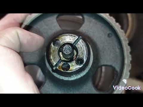 Видео: Замена сальника распредвала на ваз-2105