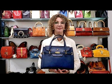Видео: Итальянские сумки PRATESI из красивейшей кожи ваккетта растительного окрашивания.