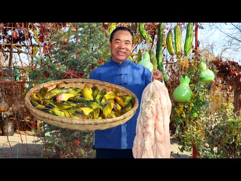 Видео: Лучшее сочетание! Острые жирные кишки и жёлтый сом, тушённый с тофу! | Дядя сельский гурман