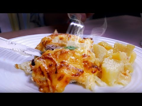 Видео: Нежное куриное мясо по-французски и грибной салат