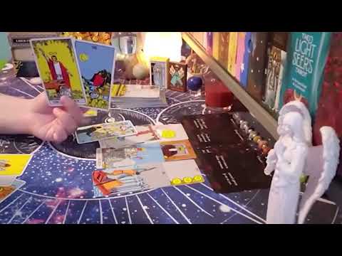 Видео: ДЕВА | КТО-ТО ПРОТЯГИВАЕТСЯ! 📞🥰 ОН НЕ МОЖЕТ БЕЗ ТЕБЯ! 🔥 ДЕВА ТАРО ЛЮБВИ ОКТЯБРЬ 2025