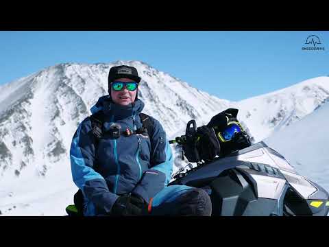 Видео: Фрирайд СНЕГОDRIVE Риддер. Catskiing в горах Риддера. Снег, горы, катаем на сноубордах и лыжах.