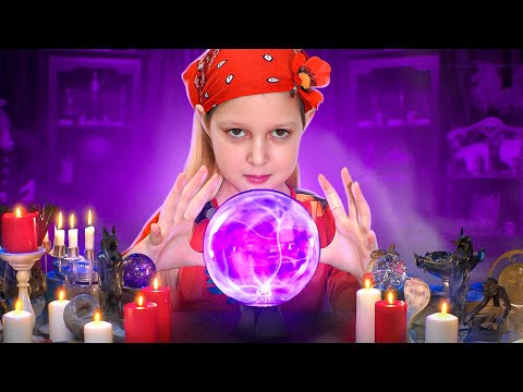 Видео: Амелька стала Гадалкой и Предсказывает Будущее!