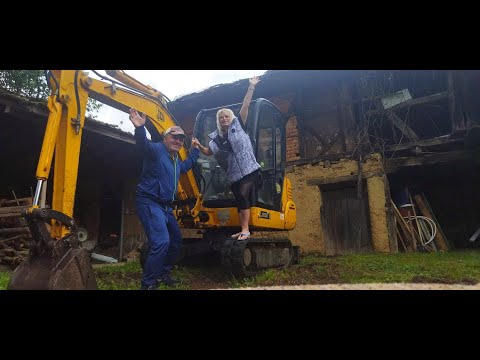 Видео: ЖИВОТ НА СЕЛО : Как извадихме пъновете и бетоните на двора + Как се прави домашен хайвер \ LINE D5