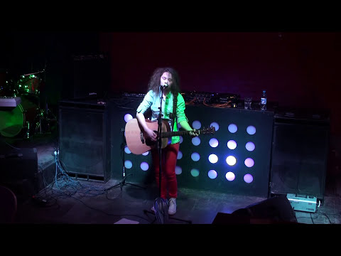 Видео: Катя Гирко - Я больше неба (live @ WUNDERBAR)