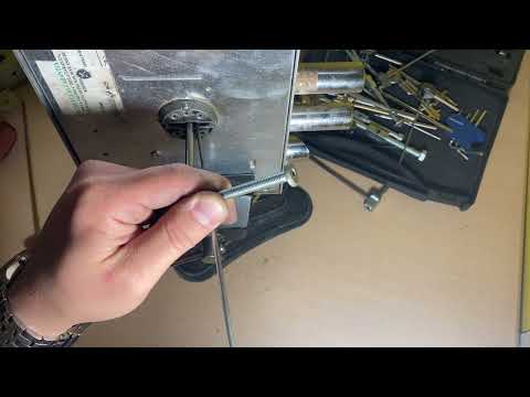 Видео: Вскрытие замка Atra Dierre.Москва и Подмосковье..+79161483868