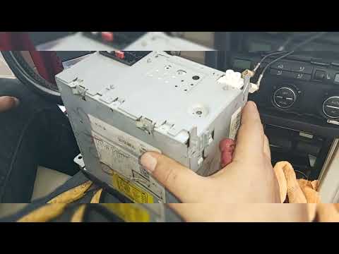 Видео: Модернизируйте старую магнитолу VW EOS с помощью нового сенсорного экрана