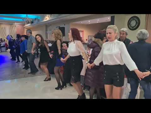 Видео: @bulgarianfolkrenipeneva  Циганско хорце