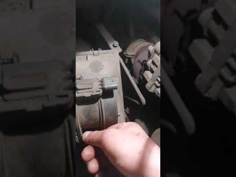 Видео: День с электриком.Мерседес спринтер. Моргает чек, ошибка p0101