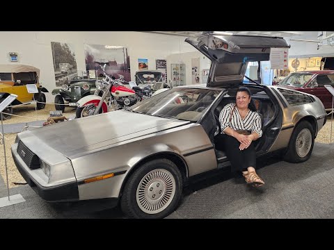 Видео: Музей автомобилей в Либерцах