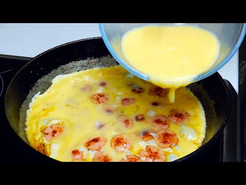 Видео: Когда готовить завтрак в радость! Омлет "Студенческий" на сковороде.