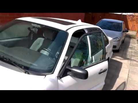 Видео: Чистка дренажа люка Passat B3, B4