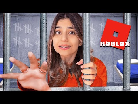 Видео: ПОБЕГ ИЗ ТЮРЬМЫ в ROBLOX 🚨  *Догнал страшный Полицейский*
