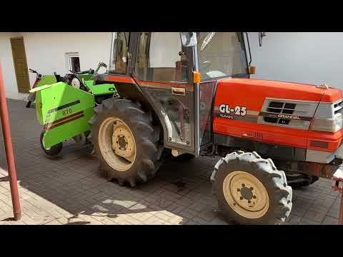 Видео: Пресс подборщик 0870 обзор ( 0850 ) Kubota Gl-25