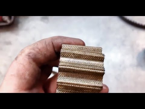 Видео: Land Rover Discovery III булькает в расширительный бачок. Нашли причину - устраняем!