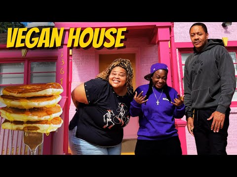 Видео: Веганские блинчики, которые лучше, чем в IHOP… Дом веганских блинчиков #redvsredd