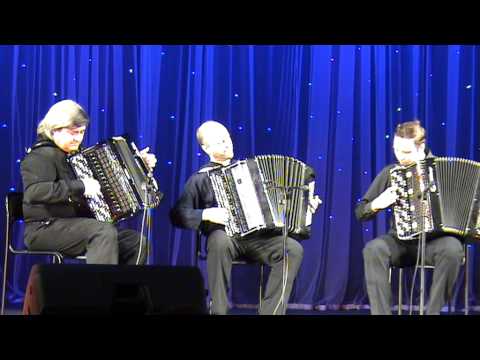 Видео: Саратовское трио баянистов