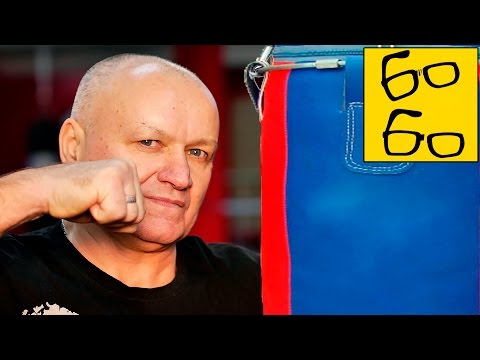 Видео: Тренировка на мешке ударов руками и ногами от Петровича — работа на мешке с Леонидом Ильченко
