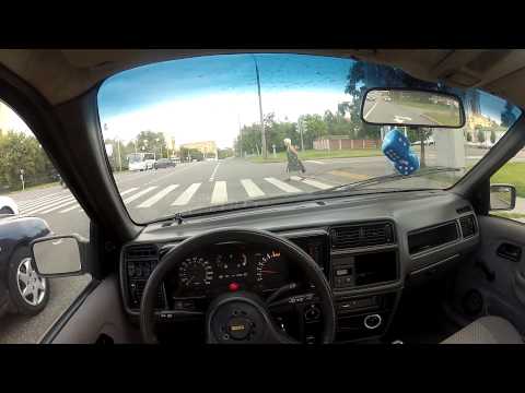 Видео: Ford Sierra OHC на карбах Mikuni от спортбайка. (отсечка)