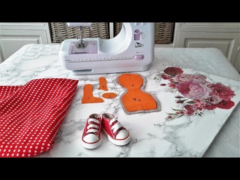 Видео: ШЬЕМ ПРОСТУЮ ИНТЕРЬЕРНУЮ КУКЛУ..1 Я ч...EITHER SIMPLE INTERIOR DOLL.