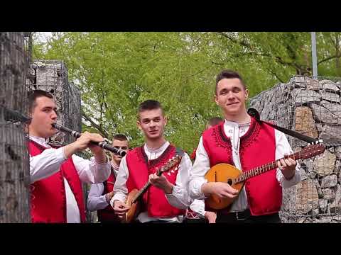 Видео: "Стакато" в изпълнение на Иван Маджев със съпровод народен оркестър "Тракийска младост".