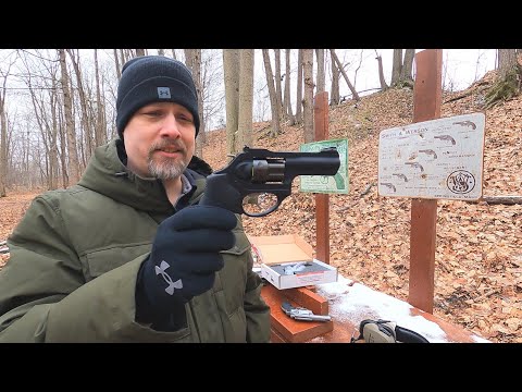 Видео: Ruger LCRX 3" .22 Magnum — распаковка и первые выстрелы!