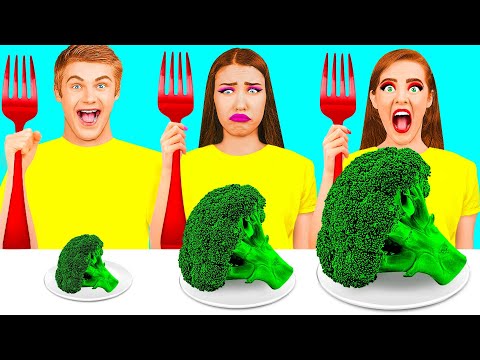 Видео: Большая, Средняя или Маленькая Тарелка Челлендж | Смешные Челленджи с Едой RaPaPa Challenge