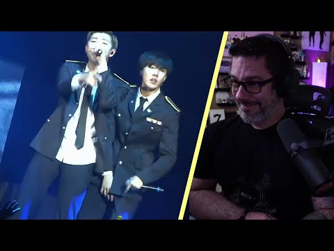 Видео: Реакция директора — BTS — «We On» (LIVE São Paulo 2015) + Brazil FanChants