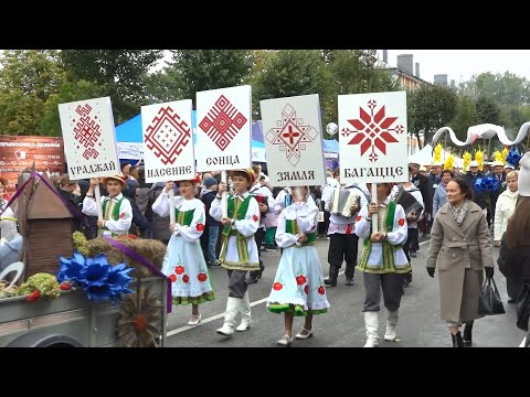 Видео: Праздник урожая: областные "Дожинки-2025" в Белоозерске