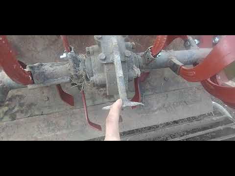 Видео: Мототрактора фреза як виставити ножі правильно.Замінили ножі на нові.