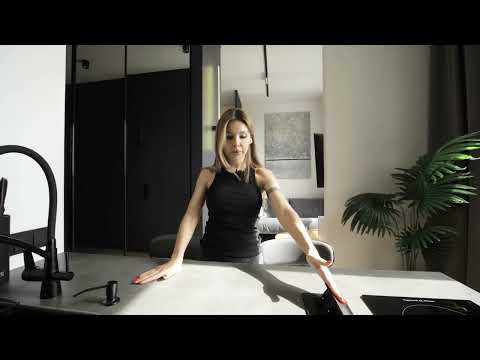 Видео: Кухонный остров в однушке. Как сделан? Квартира минималиста.