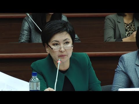 Видео: Билим берүү министри мугалим канча айлык алаарын билбейт! / 14.09.18 / НТС