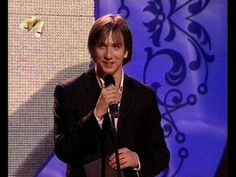 Видео: Чайка 2006 (номинация "Прорыв") вручает Пётр Красилов